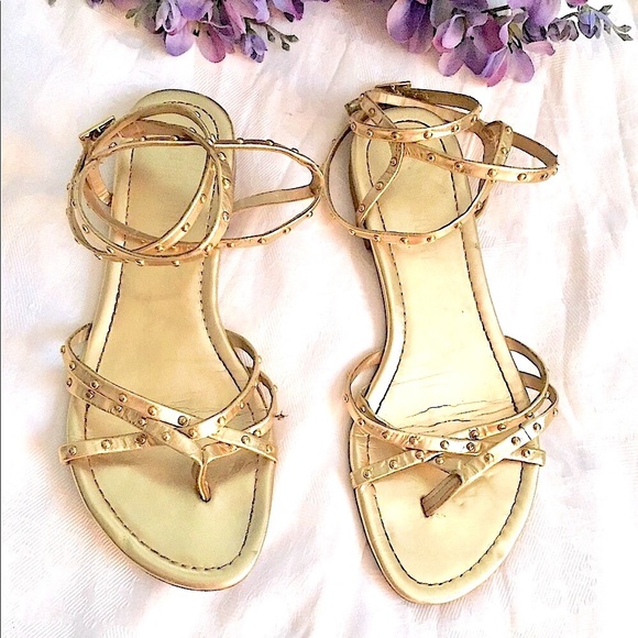 🌻Colin Stuart Gold Leather Gladiator Sandal (7)🌻 - Picture 2 of 9